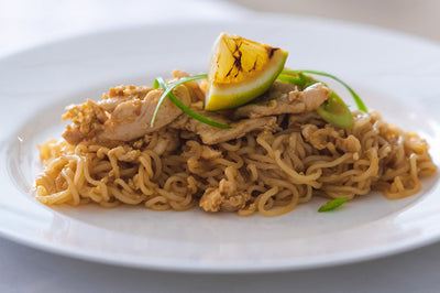 Noodles Pad Thai con pollo